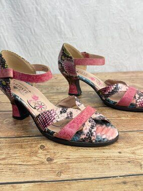 L'Artiste Spring Step Women's Pink Multi Snake Print Leather Ankle Heels Sz 39